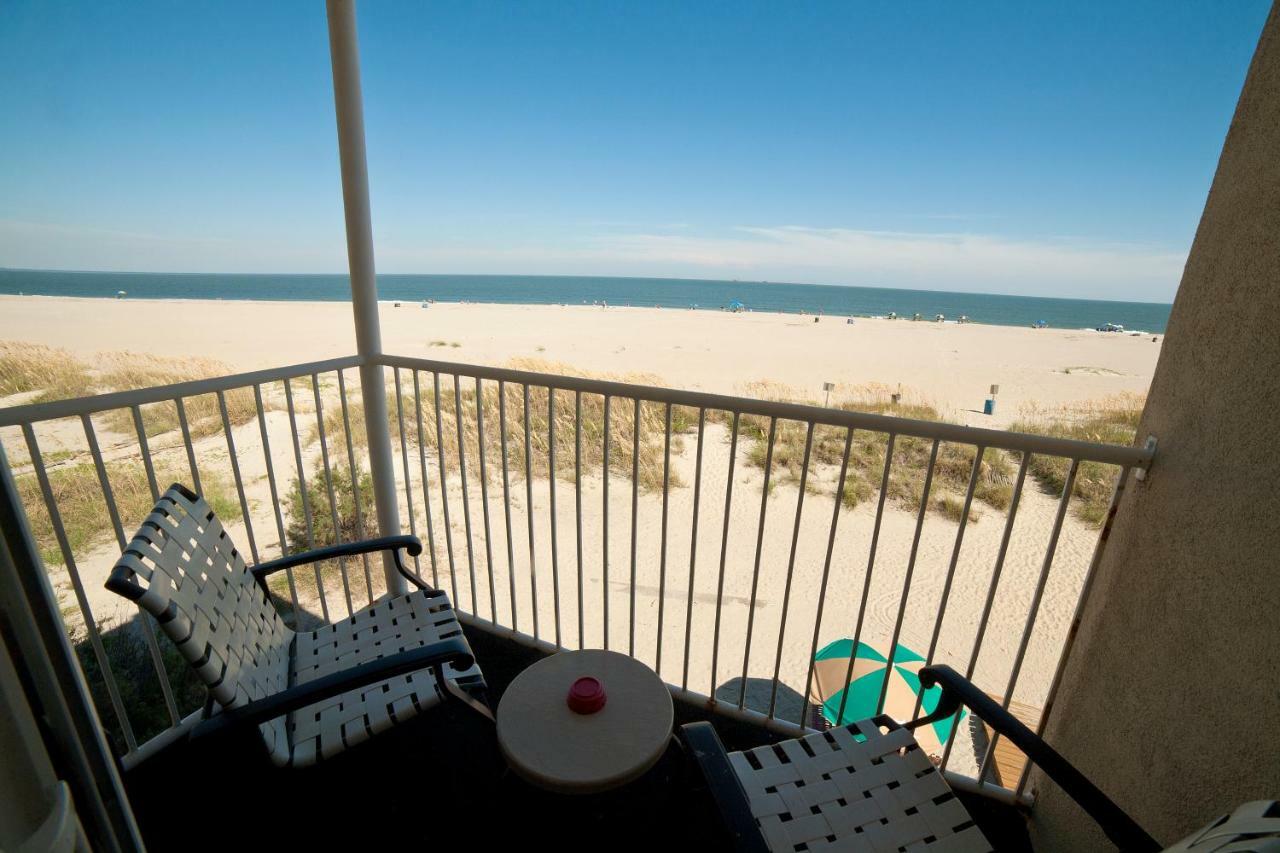 Desoto Beach Hotel Tybee Island Exterior photo